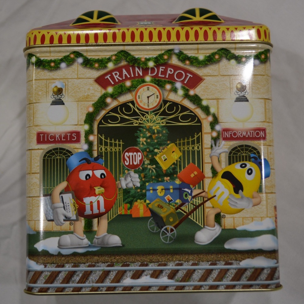 2001 Limited Edition M&M's Christmas Village Series Train Depot #13 Tin